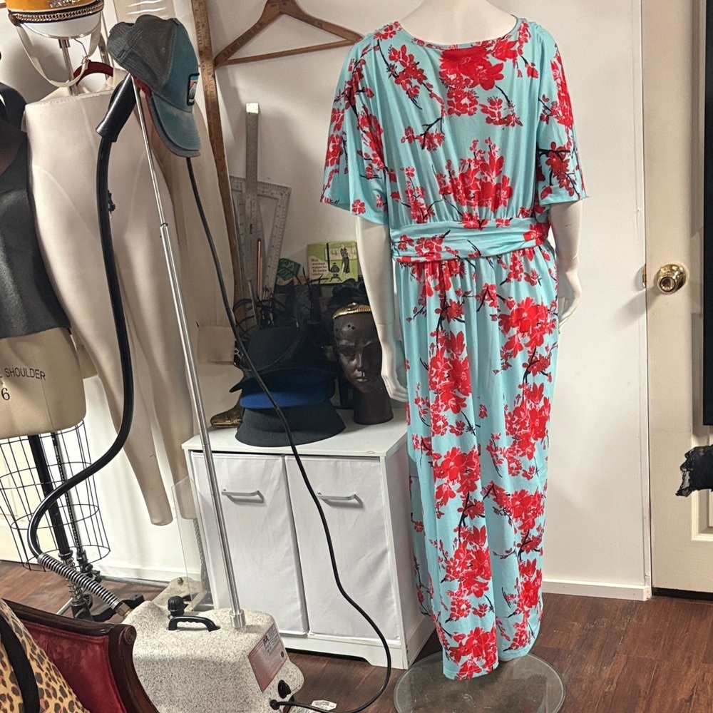 Keluumme Floral Wrap Dress in Red and Blue size 18 - Picture 5 of 6